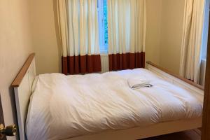 2 bed-Sleeps 4-Private Patio-Pets-Near Heathrow