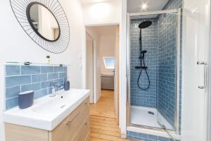 Cocon Malouin Charmant T2 vue Intra-Muros et port