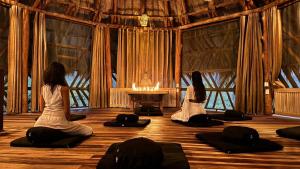 Senda Loto Retreat Meditation Yoga