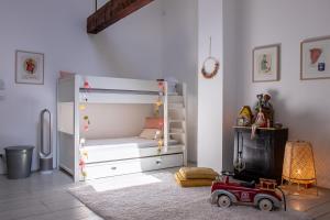 Villas Villa de 181m2 4 chambre avec piscine et stationnement : photos des chambres