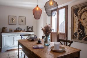 Villas Villa de 181m2 4 chambre avec piscine et stationnement : photos des chambres