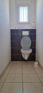 Sejours chez l'habitant Colocation avec une Chambre : photos des chambres