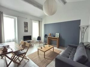 Air-conditioned 2-room balcony apartment for 4 people - La Ciotat