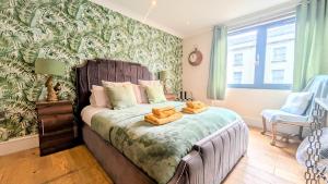 Central Riverside Apartment