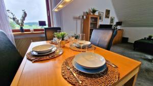 Urlaub mit Talblick in Schönwald im Schwarzwald - 3hvězdičkové hotely ve městě Schönwald