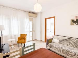 SOL - Entire Holiday Apartment on a budget
