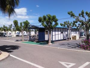 Camping y Bungalows Monmar