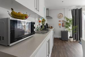 City Centre Studio Apartments - Eden Apartment - Short Stays UK Ltd