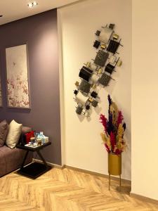 Studio chaleureux 50m2 avec cuisine au centre de casa et proche du tramway ghandi