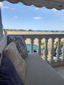 J&J Seaview Apartment