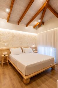 Deluxe Double Room room in Dimitri Hotel