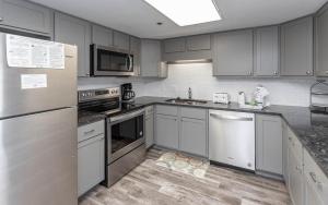 Phoenix East 706 condo