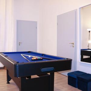 YR-Apartment-Stadtzentrum-Billardtisch-140qm-Parkplatz