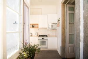 Artists Retreat near the Riverside with AC