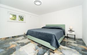 1 Bedroom Gorgeous Apartment In Zadar 