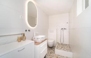 1 Bedroom Gorgeous Apartment In Zadar