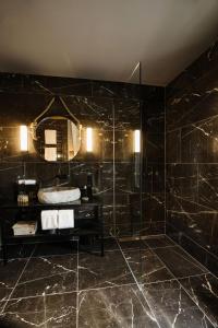 Two-Bedroom Suite room in Bergwelt Grindelwald - Alpine Design Resort