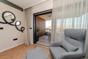 La Vir deluxe- Silver & Black