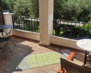 Donatos Apartments & Studios