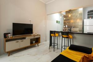 Copacabana Posto 6 - Moderno e Completo - A 2 min da Praia, Wi-fi 500mb, Self Check-in - Localização Perfeita entre Arpoador e Ipanema