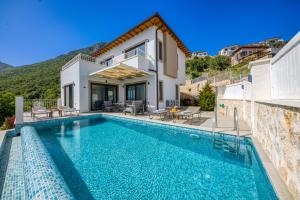 Çukurbağ Köyü Doğa Manzaralı Villa Oriente