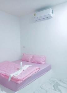 ไวท์เฮาส์โฮมสเตย์24ชั่วโมง