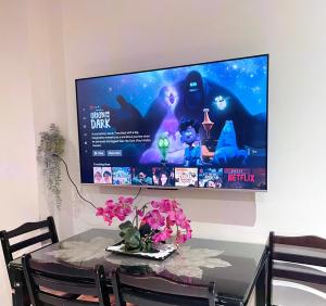 352B Shell Residences Barkada Room