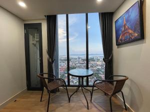 PANORAMIC Apartment Units with VIEWS Managed by AIO Pollux Meisterdadt