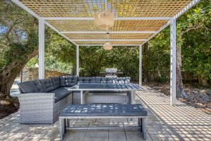 Villa Ninemia Seaview by Estia