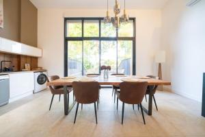 Maison du Ponton, bord de canal à Cazaux