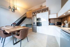 Maison du Ponton, bord de canal à Cazaux