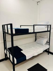 Trinco Chill Zone Hostel