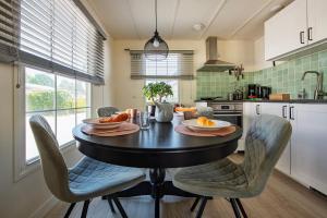 29, Natuurlijk gelegen nabij Efteling en Beekse Bergen, Airco & Privé parkeren inbegrepen!