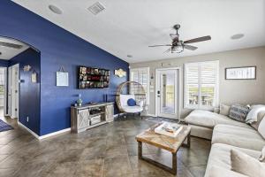 Near Marina Near Beach Kitchen Games Balcony