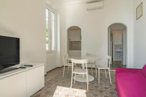 RivieraRent Chez Rita