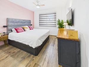 Luxury Four-Bed Villa in Central La Manga Club