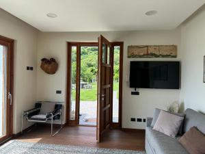 Bellagio Lake View apartment Rosabella with swimming-pool