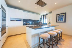 PH Vista Ballena in Tau by Mita Residential Staff Golf Cart Ocean Golf View Pool