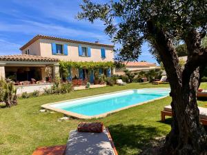 B&B / Chambres d'hotes La Bastide des Romarins : photos des chambres