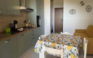 Appartamento vista mare Isola Rossa img1