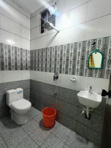 Syama Rooms and Restaurant