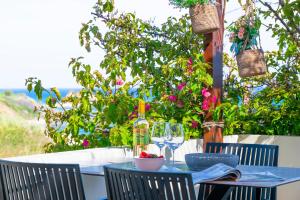 Villa Sunrise by the Sea