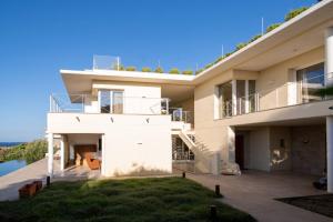 Villa Dea overlooking the harbor of Porto Cervo