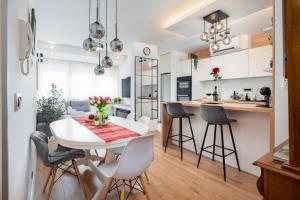 Ctrl Alt Retreat - 4 star apartment and parking