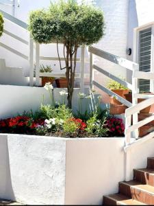 Garden Beach Cottage