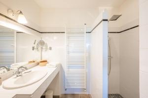 Villas Le Mas Elaia, votre havre familial avec piscine privee : photos des chambres