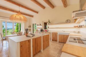 Villas Le Mas Elaia, votre havre familial avec piscine privee : photos des chambres