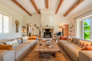 Le Mas Elaïa, votre havre familial avec piscine privée