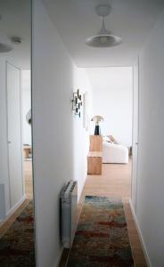 Azea, les pieds dans leau