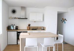 Azea, les pieds dans leau